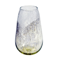 Szklany wazon z białym zdobieniem