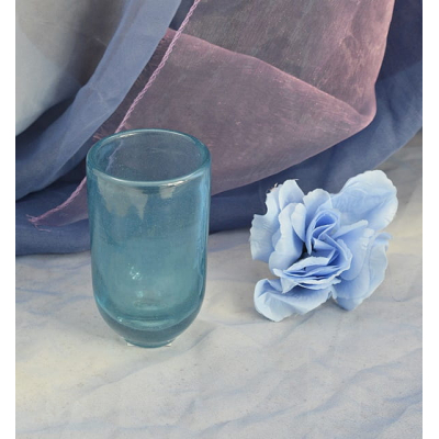 Niebieski wazonik - szkło artystyczne