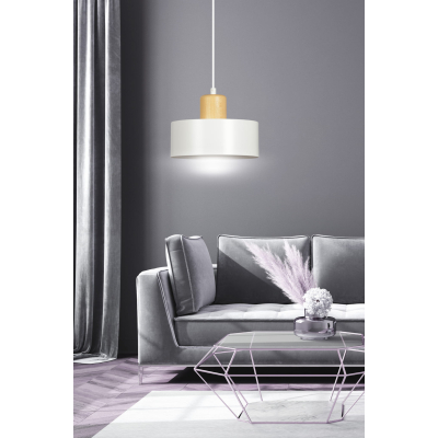 Piękna biała lampa do salonu wykonana z metalu i drewna
